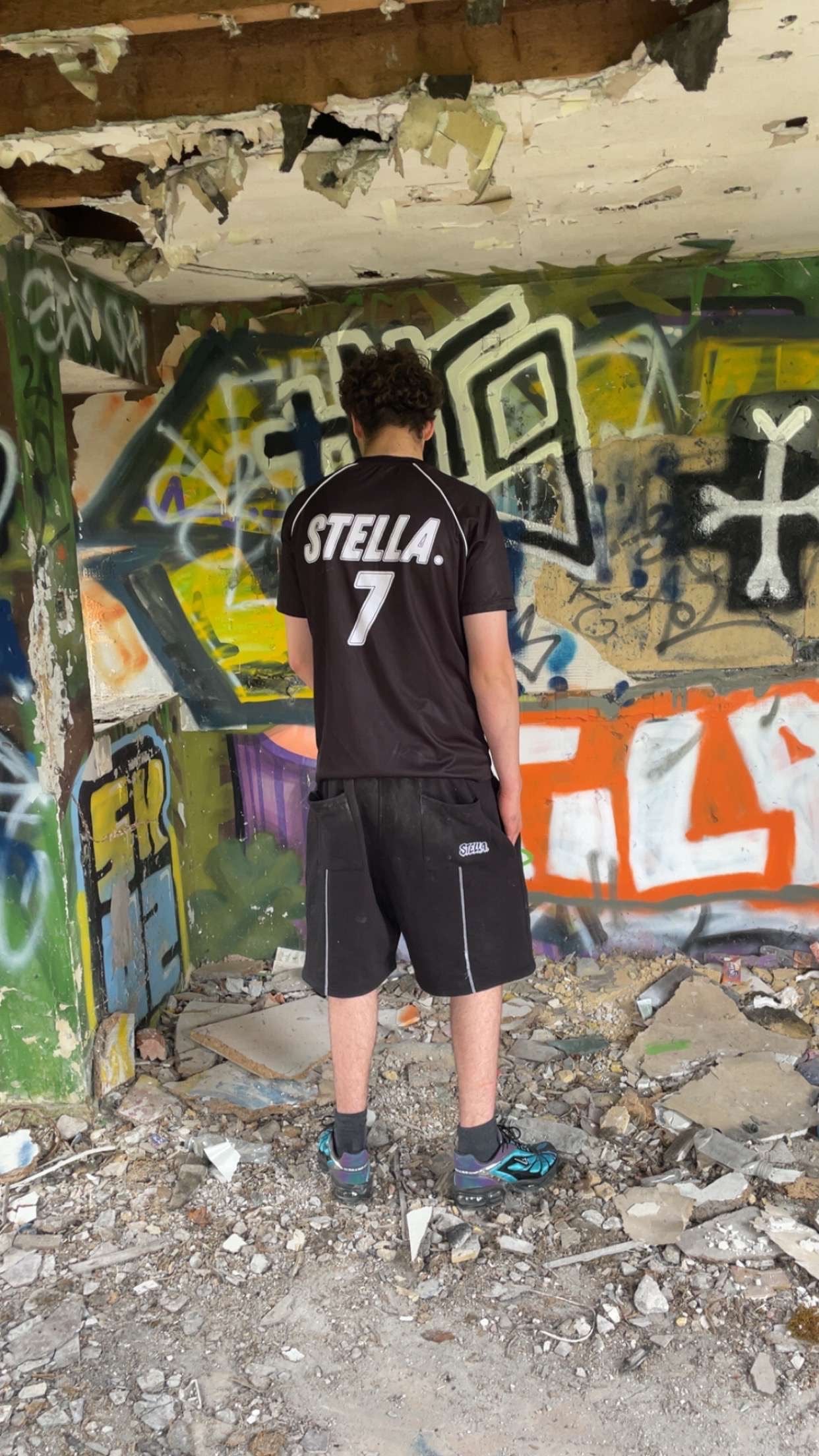 BLACK SHORTS